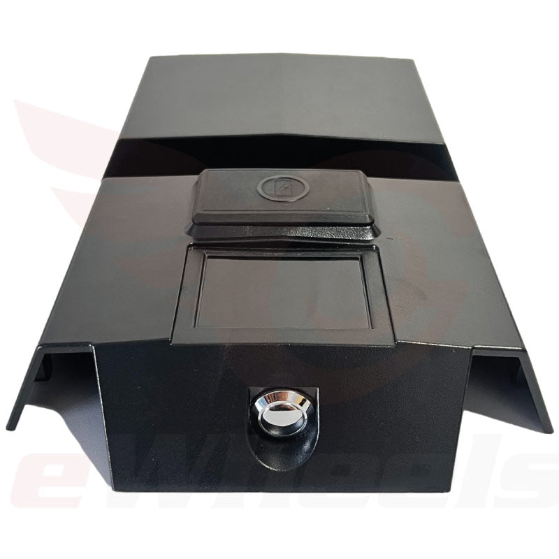 Extreme Bull: Commander Top Panel, with Charge-ports & Display