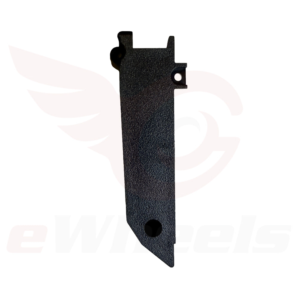 Lynx-S: Front Handle Bracket Inner Panel, Right