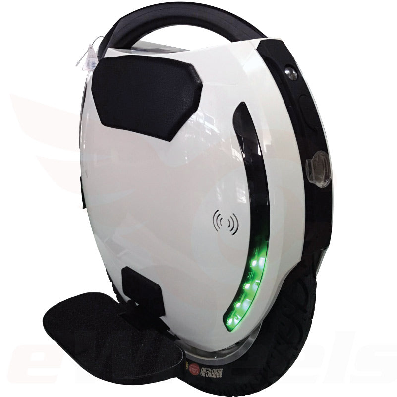KS18XL in White