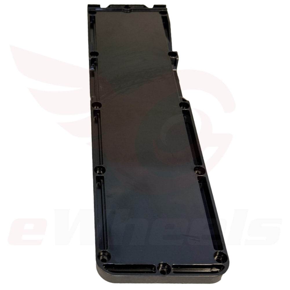 NOSET: Aero Rear Plastic Battery Panel