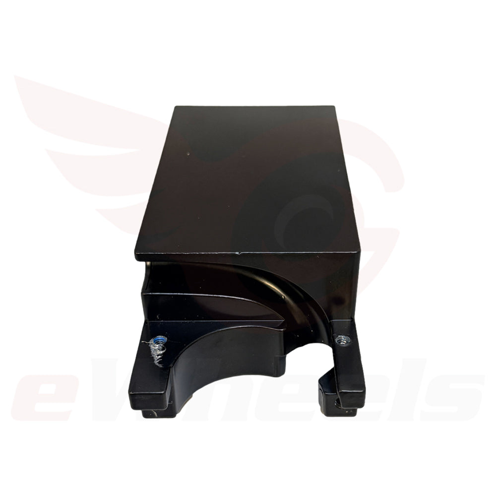 Oryx: Center Fender Mount