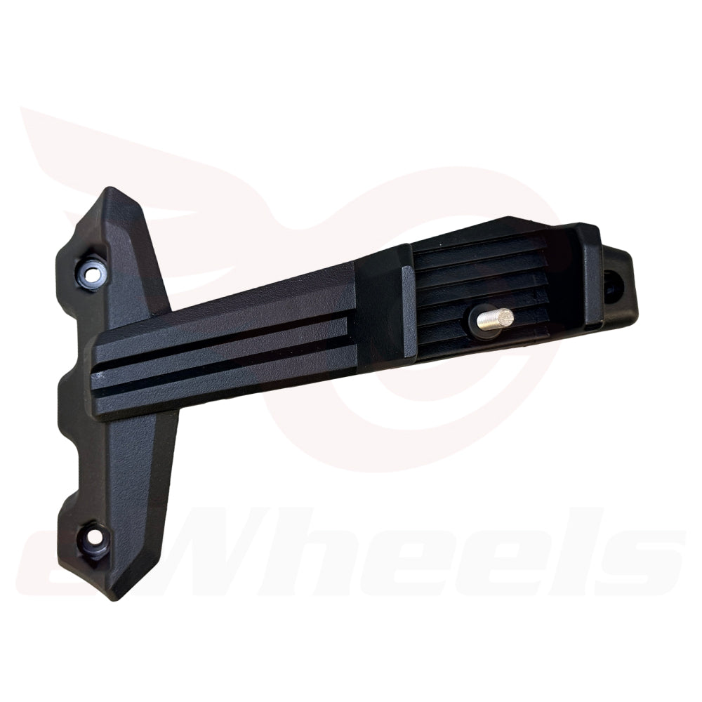 Oryx: Front Protective Bumper, Left